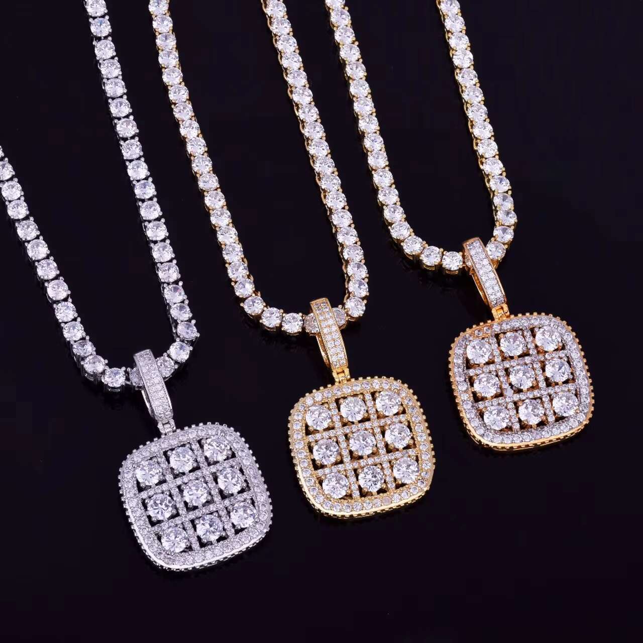 New Arrival Luxury 18K Gold .925 Silver Square Solitaire Pendant Hip Hop Style Moissanite Necklace Flooded Ice Style