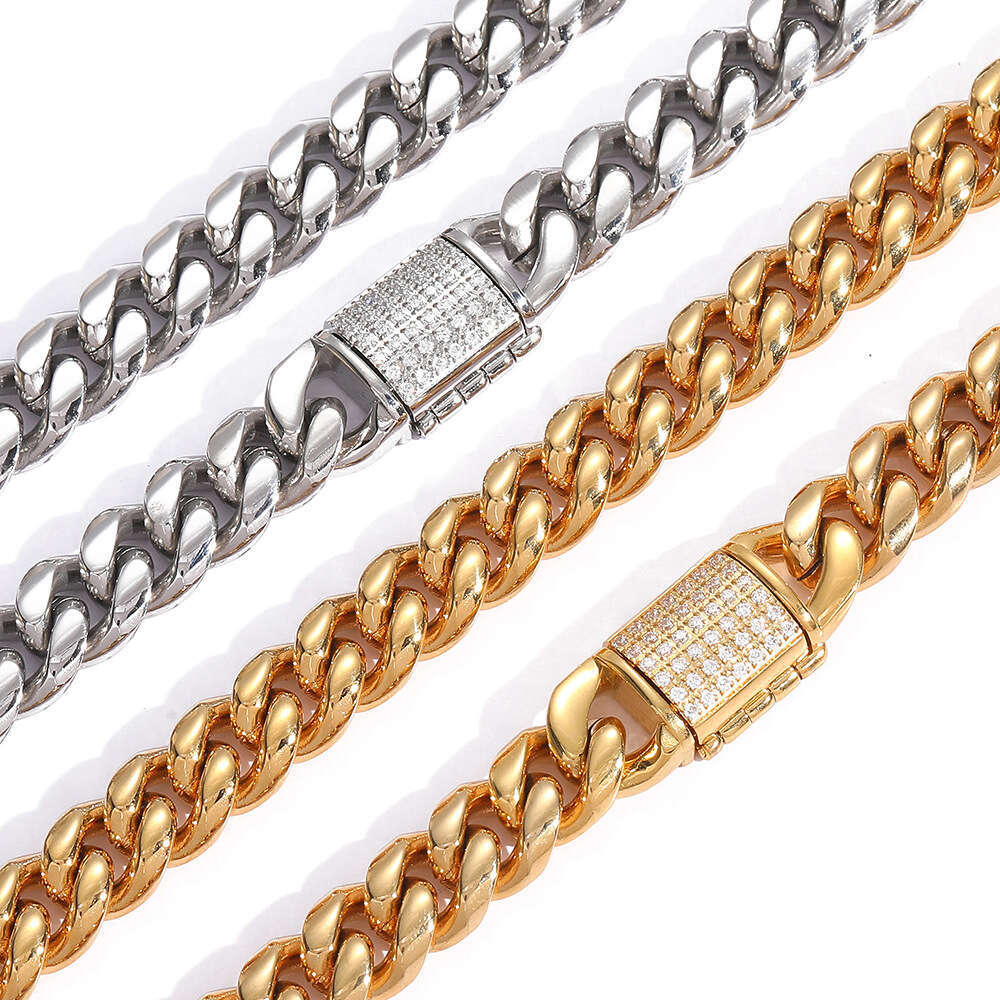 Hip Hop Stainless Round Polished Encrypted Cuban Chain Vacuum Plated Zircon Flip Clasp Titanium Steel Necklace 8602