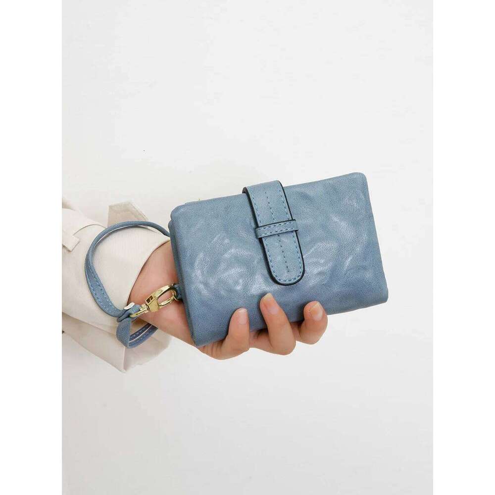 Retro short style small wallet, women's 100% PU leather folding wallet with multiple card slots and zipper pockets