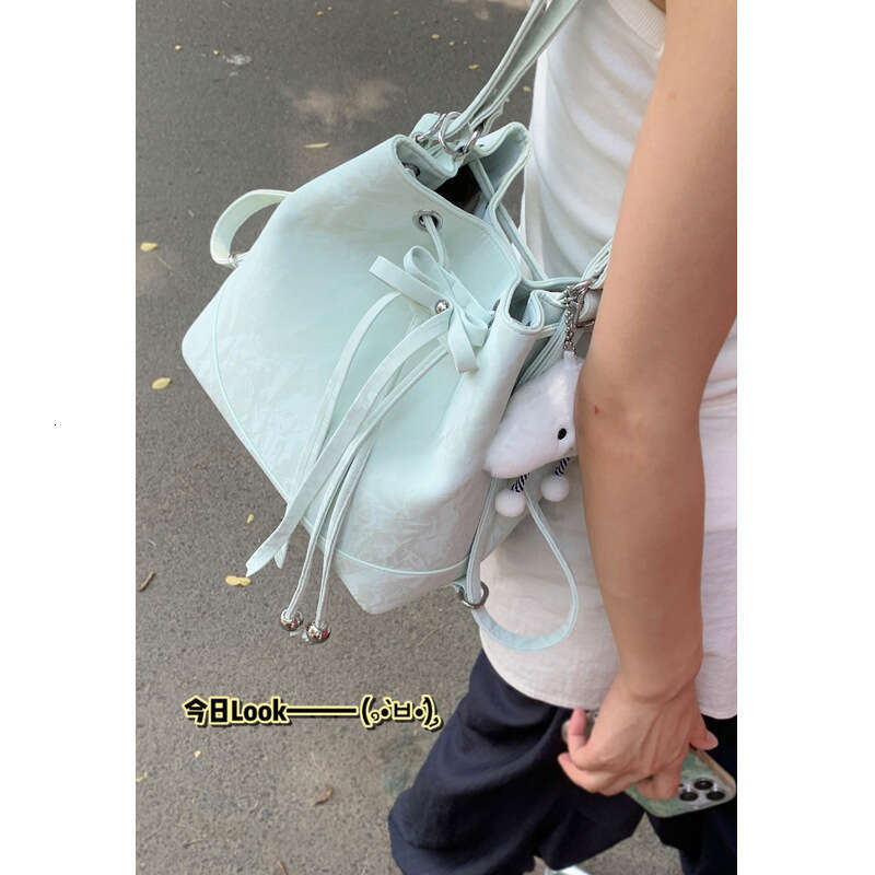 Summer Fresh Green Bucket designer bag Bag for Women, Single 2024 New Fashionable Double Shoulder Bag, Casual Large Capacity Backpack