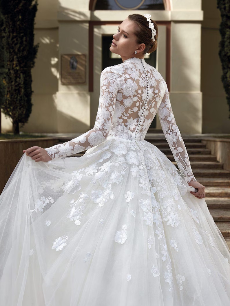 Romantic Floral Lace A-Line Wedding Dresses Lace Appliques Long Sleeves Garden Bridal Gown 2025 Tulle Vestido De Novia
