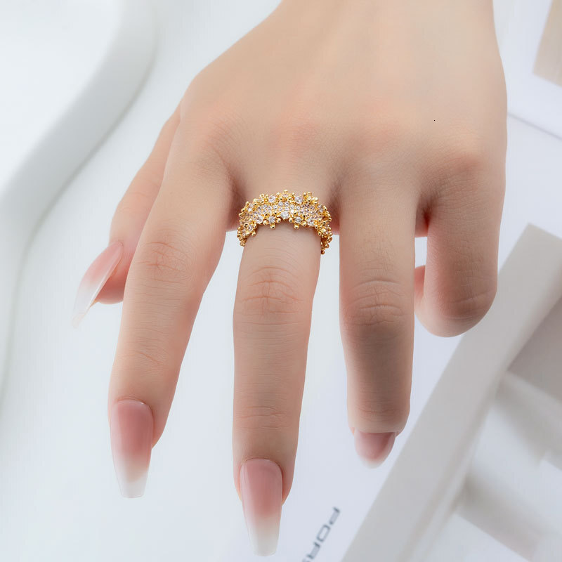 Light Luxury High-End Starry Open Ring Women's Niche Unique Micro Pave Full Diamond Blinding Sparkle Ring Band