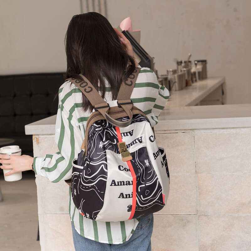 Ethnic Style for Women 2025 New Fashion Commuter Oxford Cloth Ladies Backpack Casual Travel Bag