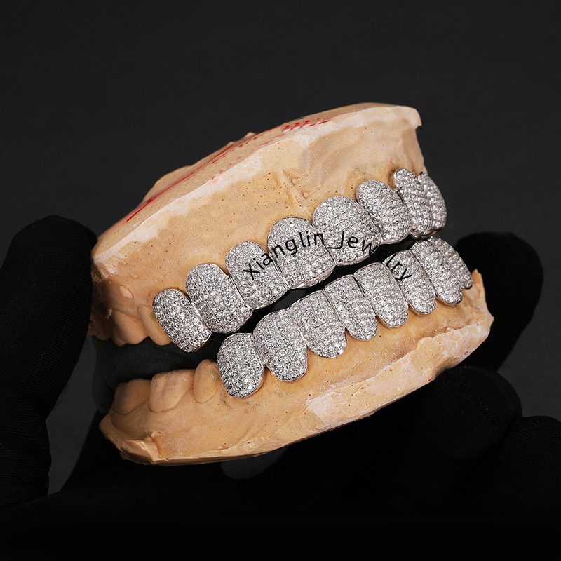 Grillz Teeth Hip Hop Customized Iced Out VVS Moissanite Teeth Grill Sterling Silver Diamond Grills