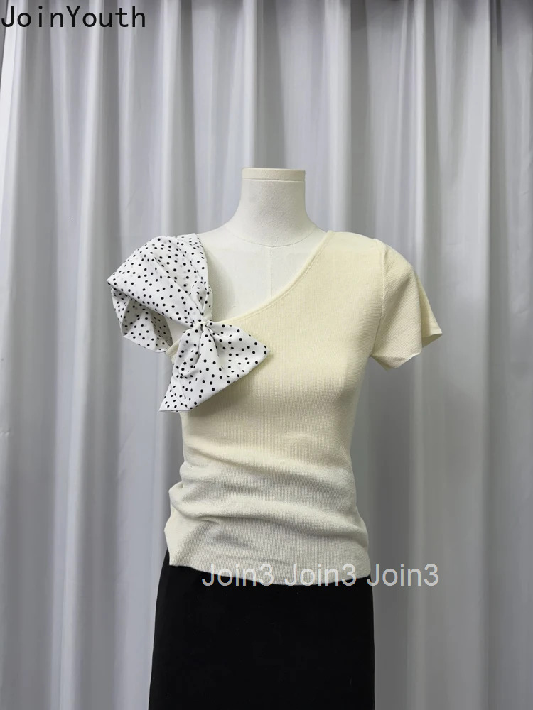 2025 Ropa Mujer Summer T Shirts Polka Dot Bow Skew Collar Tees Womens Clothing Short Sleeve Loose Tees Chic Korean Tshirt Tops