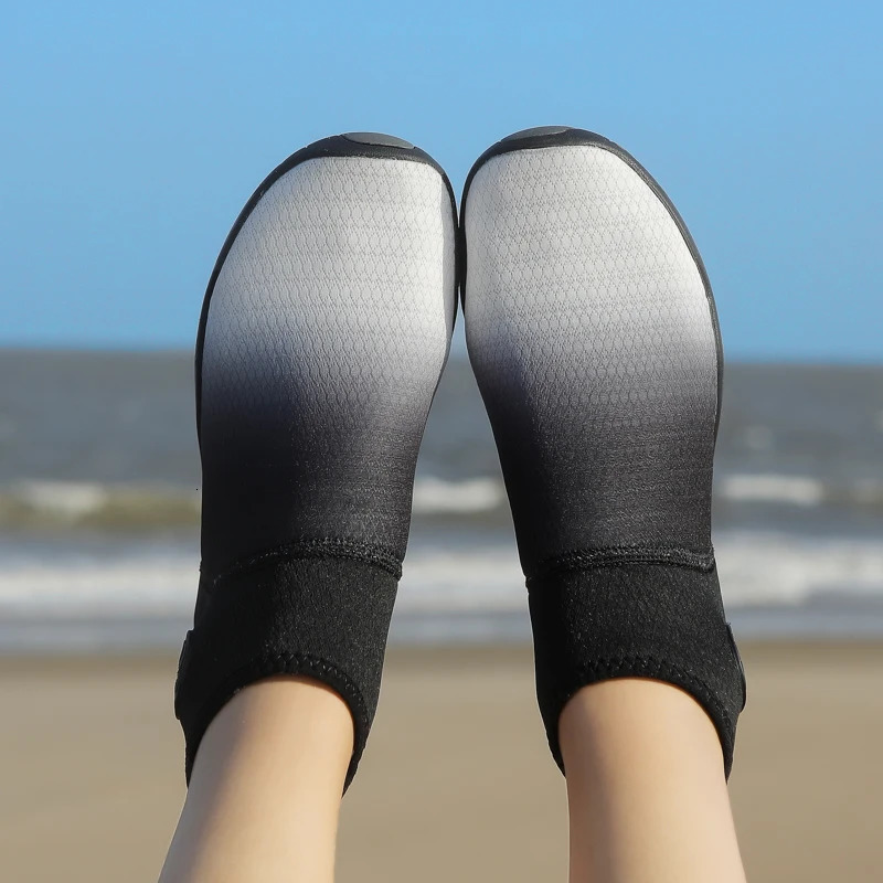 Men Aqua Shoes Barefoot Swimming Water Shoe Upstream Boots Breathable Sport Sneakers For Fitness Hiking Beach Sea 250612
