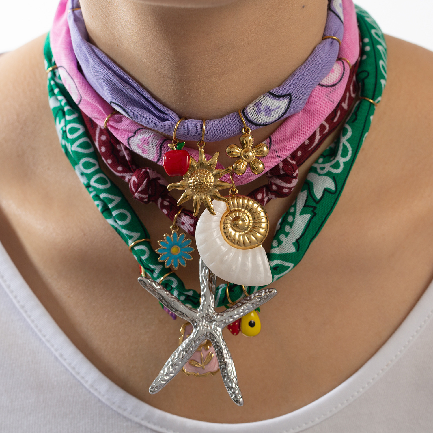 Fashionable Design Ocean Style Scarf Necklace with Elegant and Unique Stainless Steel Conch and Starfish Pendant