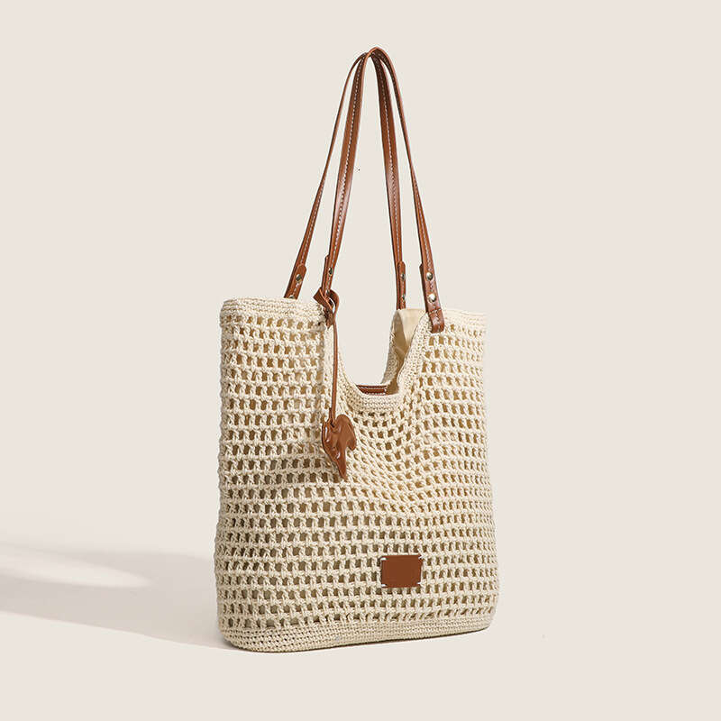 Holiday Woven Tote for Women 2025 New Summer Large Capacity Beach Vacation Straw Bag