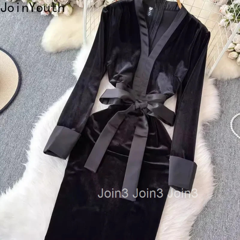 Chic Bodycon Woman Dresses 2025 Vestidos De Mujer V-neck Bandage Bow Slim Fit Robe Femme Vintage Velvet Black Temperament Dress