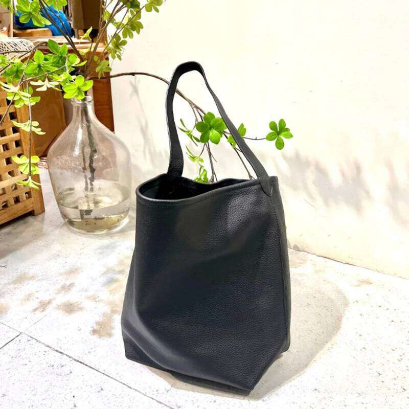 Designer bag Genuine leather women's large capacity commuting Tote high-quality cowhide bucket bag one shoulder handbag