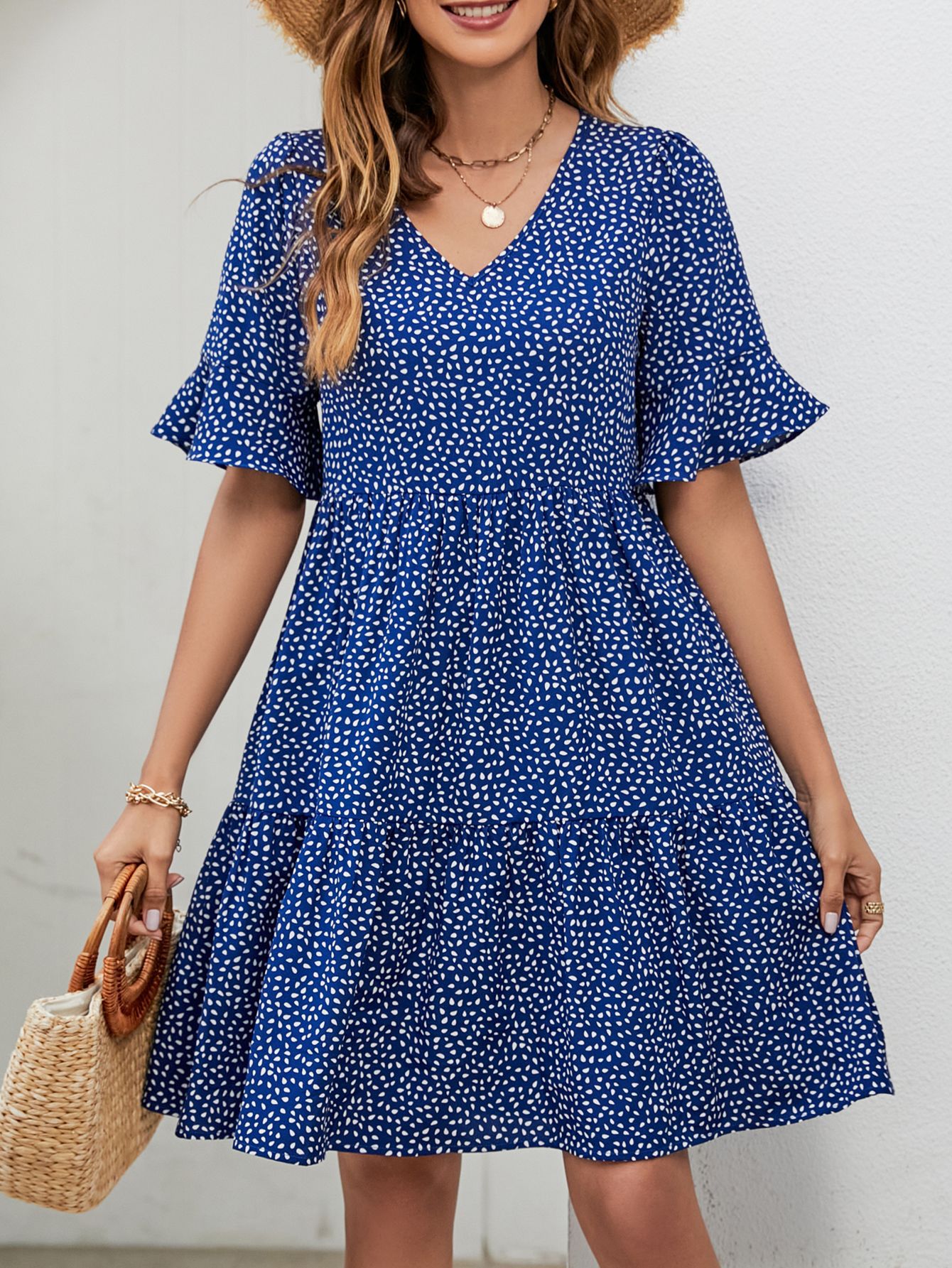 M622New foreign trade hot-selling dress V-neck trumpet sleeve printed casual holiday dress
