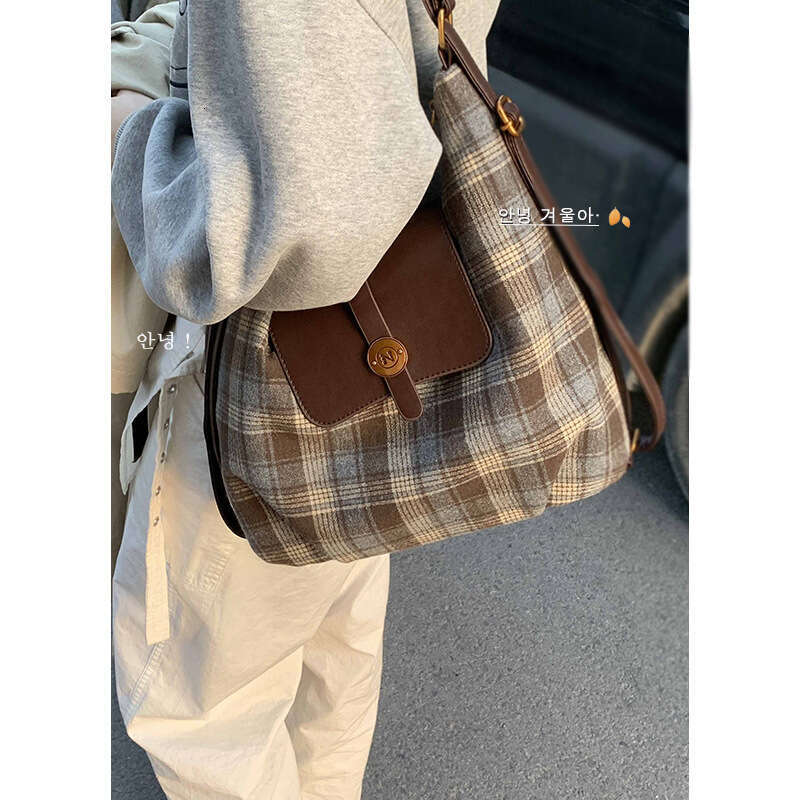 designer bag Korean Wind Casual Wool Plaid Backpack for Women Autumn 2024 New College Style Single Shoulder Tote Bag