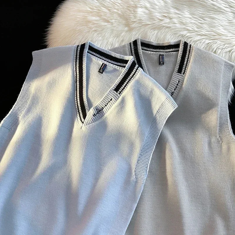 Sweater Knit Vest for Men Autumnwinter Preppy Vneck n with Loose Fashion Trend 250618