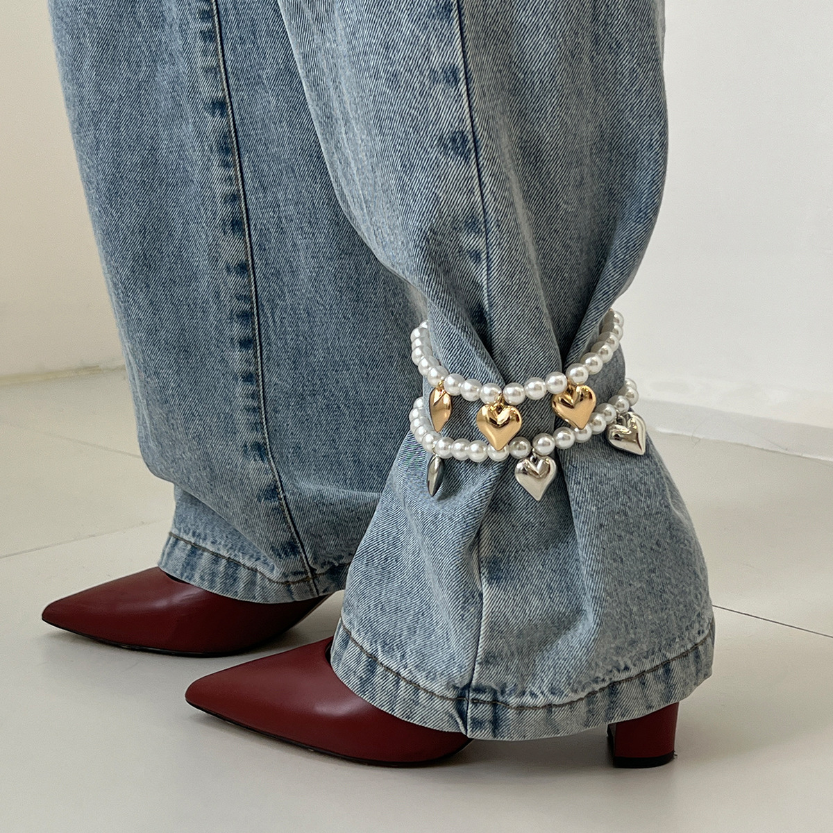 European and American Style Imitation Pearl Beaded Denim inspired Ankle Chain with High end Heart Pendant