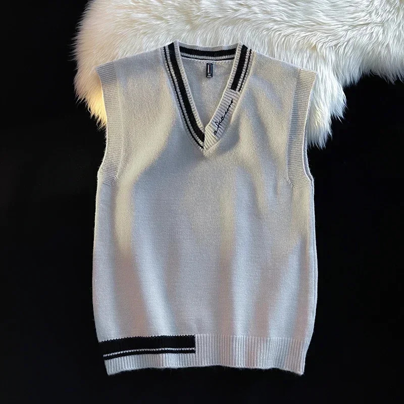 Sweater Knit Vest for Men Autumnwinter Preppy Vneck n with Loose Fashion Trend 250618