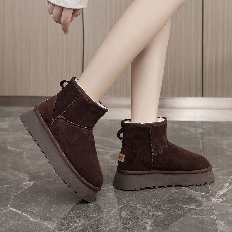 2025 free shipping designer autumn and winter casual solid color snow boots Korean version women's velvet mid top height increasing cotton shoes 