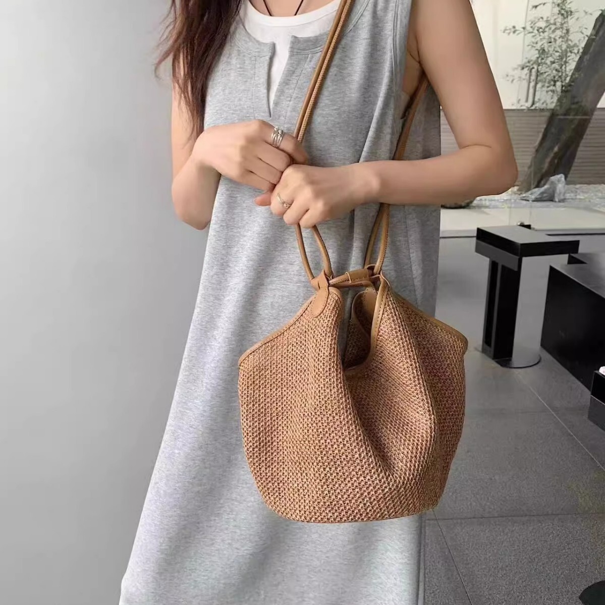 Women's New Woven Bag Free Shipping Fashionable Luxury Large Capacity Tote Bag Vacation Designer Shoulder Crossbody Bag Casual Bag Handbag
