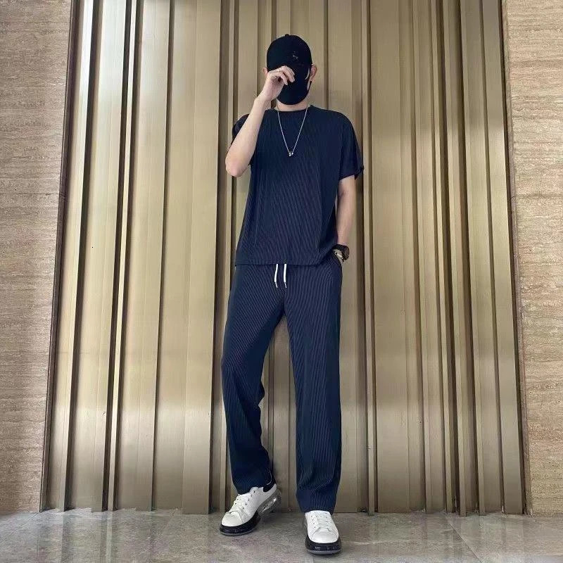 Stretch Brown T-shirts Pants Suits for Men Plain No Smooth Cool Man Trousers Sets Korean Two Piece Set Short Quarter Sleeve 250619