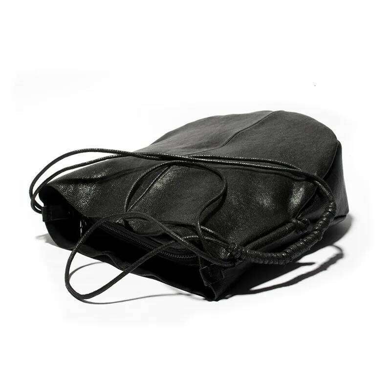 Soft Sheep Skin Bag Women's Leather New Tote One Shoulder Cross-Body Retro Black Weekend Vacation Shopping Bag