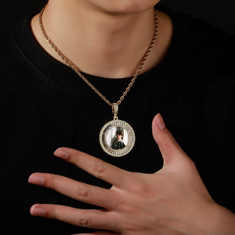 Jin Ao T Square Dia Super Shiny Photo Pendant Couple DIY Fashion Light Temperament Necklace