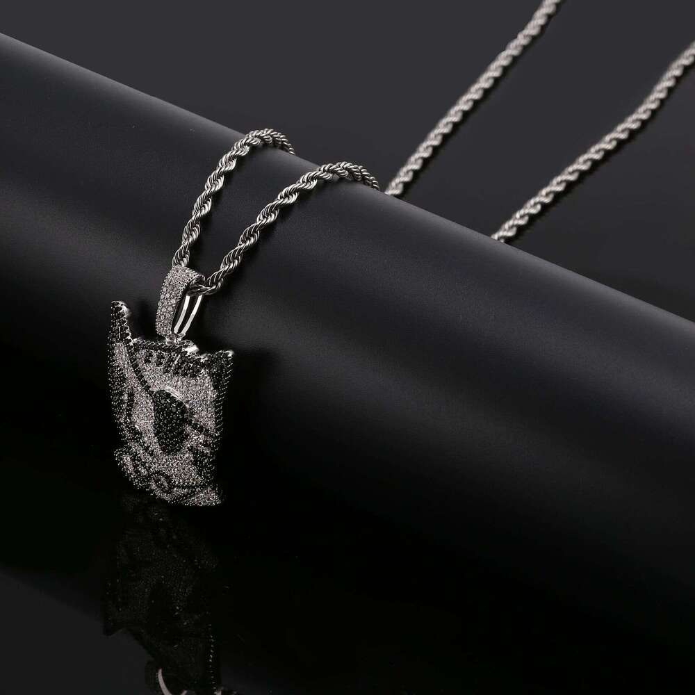 Jin Ao New Pirate One-Eyed Cat Personality Cartoon Hip-Hop Pendant Full Zircon Black and White Necklace Jewelry