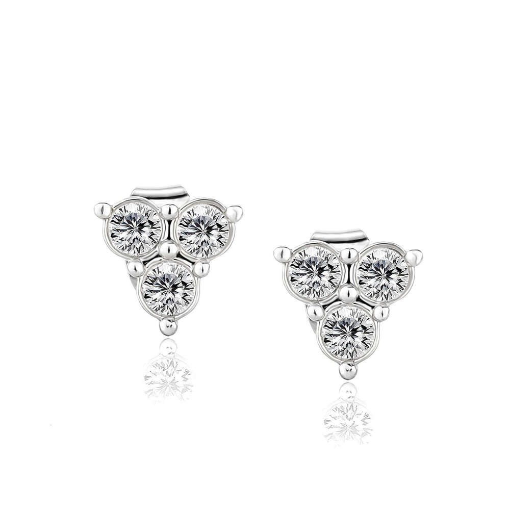 Exquisite INS Style Live Broadcast Sier Needle Heart Niche Design Cross Earrings Jewelry