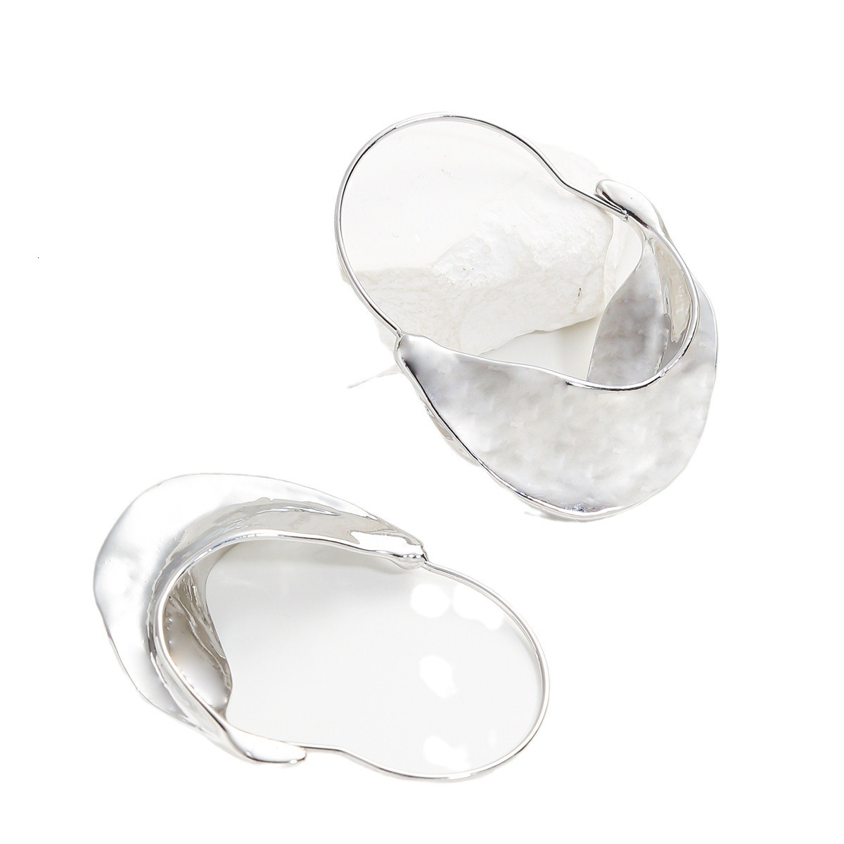 Fashion American Style Irregular For Women, Unique Alloy Metal Stud Earrings, Simple Earrings And Ear Pendants