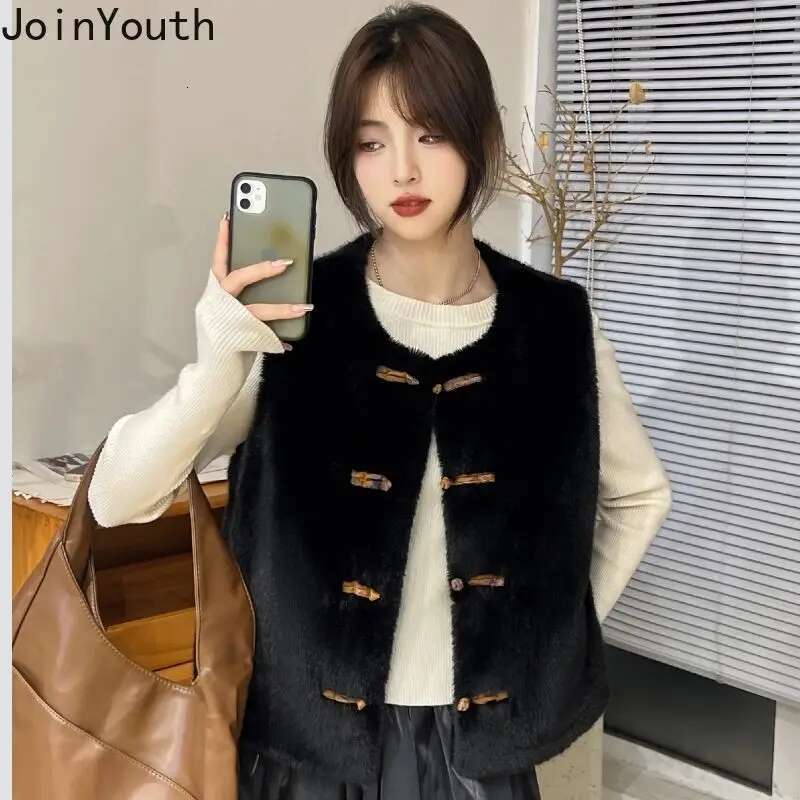 Autumn Winter Vest Women Lamb Wool Vintage Waistcoat 2025 Ropa Mujer Single Breasted O-neck Thicked Warm Fashion Tanks Jackets
