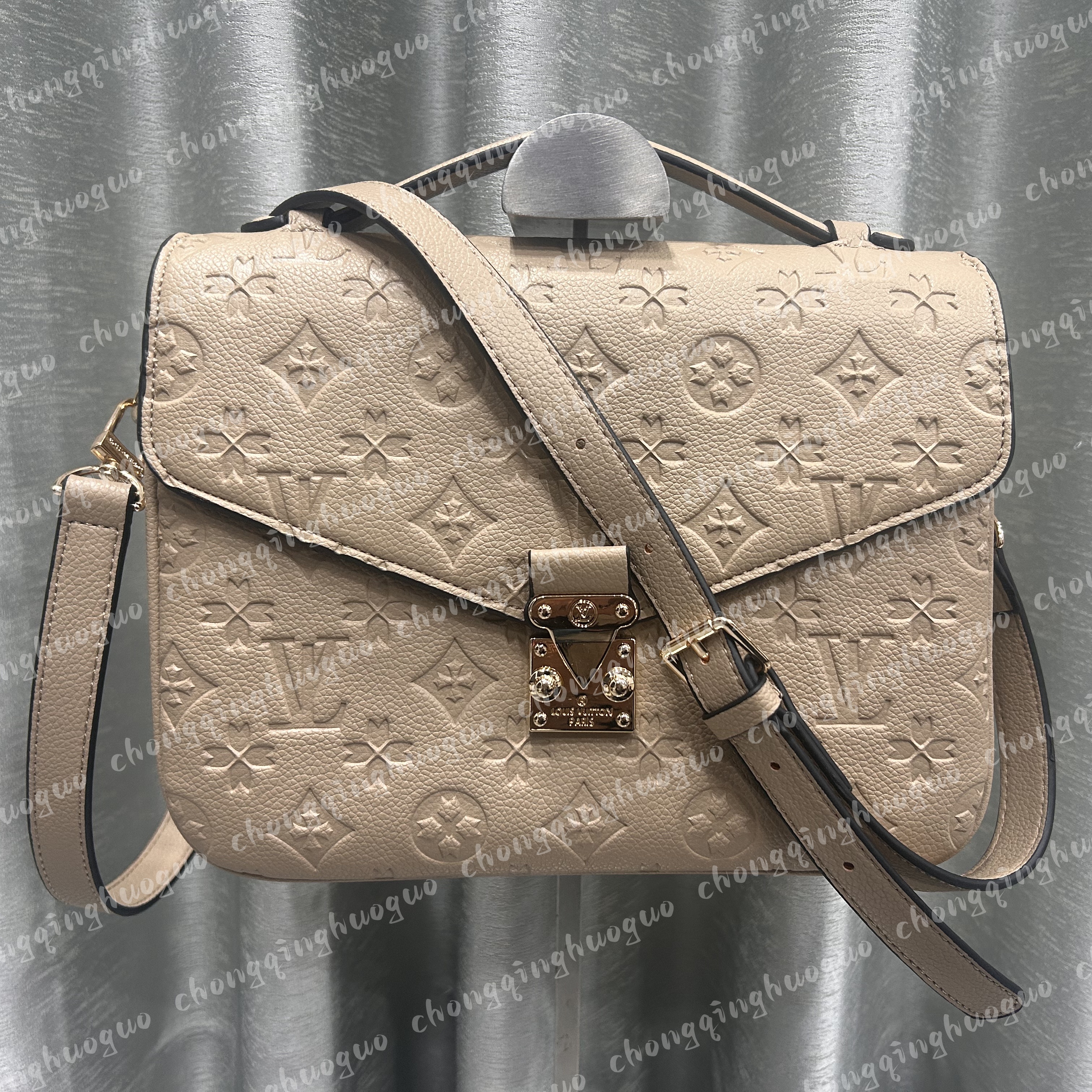 2022 Top Designers Shoulder Bags Women Handbag Oxidizing Leather POCHETTE Elegant Messenger Bag Luxury Crossbody Shopping Purses Tote