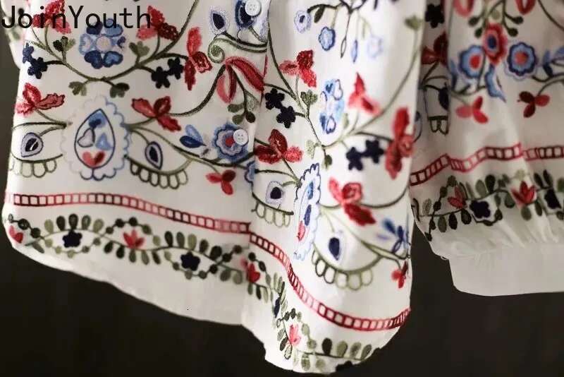 2025 Blusas Mujer De Moda Womens Clothing Vintage Blouse Chic Embroidery Floral Long Sleeve Shirts Lantern Sleeve White Tops