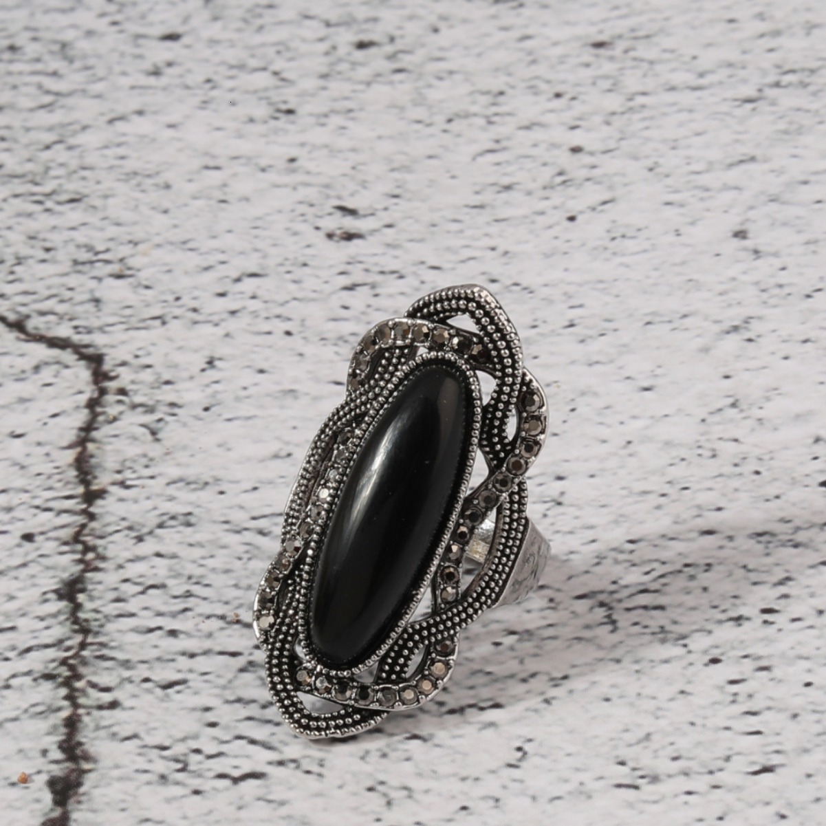 Korean Style Exaggerated Personality Design Inlaid Mond For Women Decorative Index Finger Ring