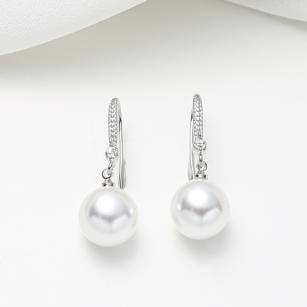 Korean And Japanese Style Pearl Personality Inlaid Zircon Design Studs Elegant High-End Earrings