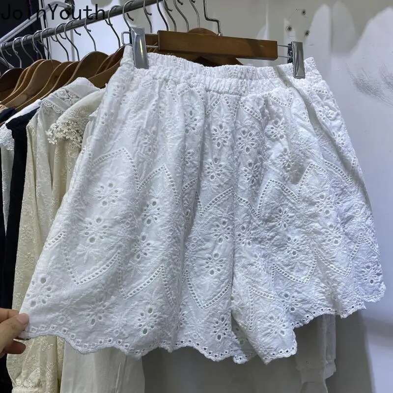 Vintage Pantalones Cortos De Mujer Summer Shorts for Women Cotton Hollow Out Lace Embroidery Short Mujer Korean Wide Leg Pants