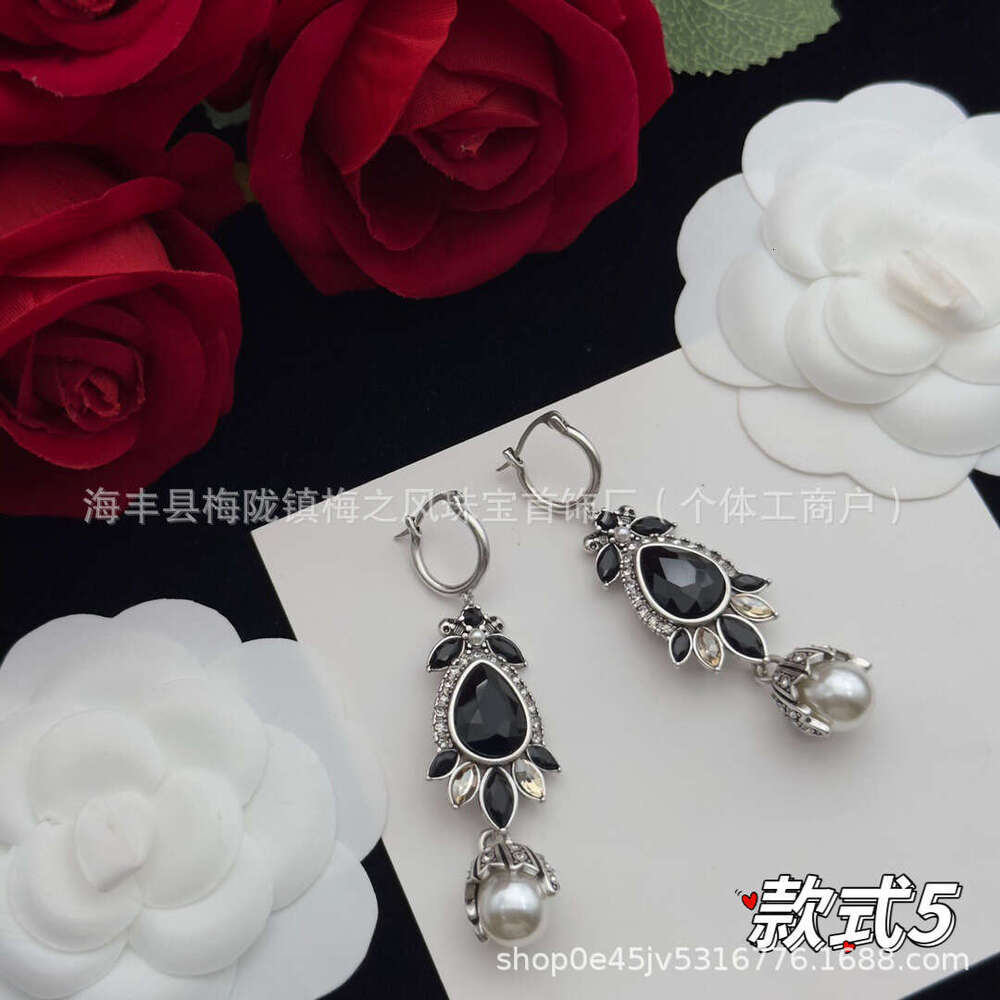 Upmarket Maijia High Version Ghost Skull Head Brass Material Spirit Snake Eagle Claw Exaggerated Long Earrings Sier Needle