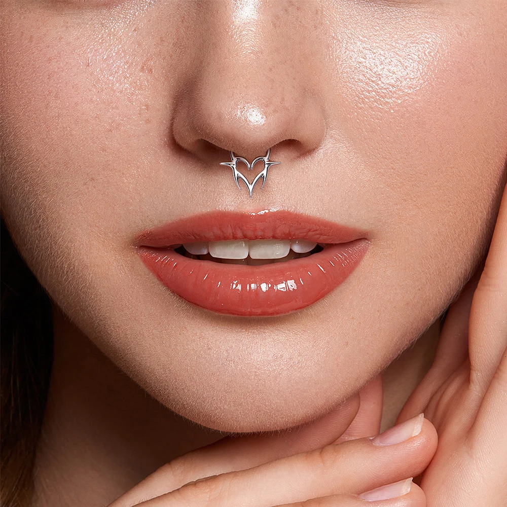 ASTM 36 G23 Piercing Septum Heart Nose Rings 16G Hinged Clicker Tragus Cartilage Helix Earrings Punk Body Jewelry 250613