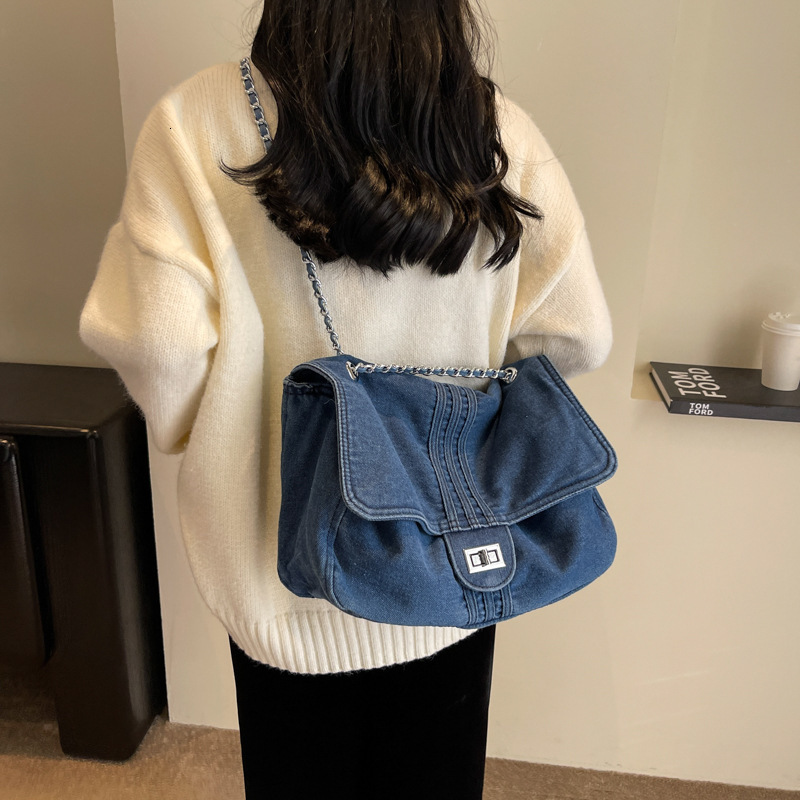 Free Shipping Designer Bag Denim Fabric Bag For Women 2024 New Fashion Large Capacity Chain Shoulder Bag High-end Feel For Class And Commute Luxury Ba