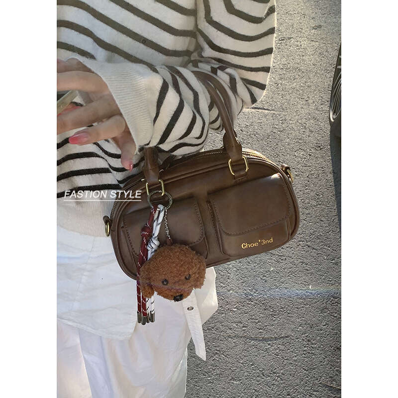 Niche Texture Bowling Ball for Women 2024 New Fashion Handheld Pillow Single designer bag Shoulder Crossbody Bag