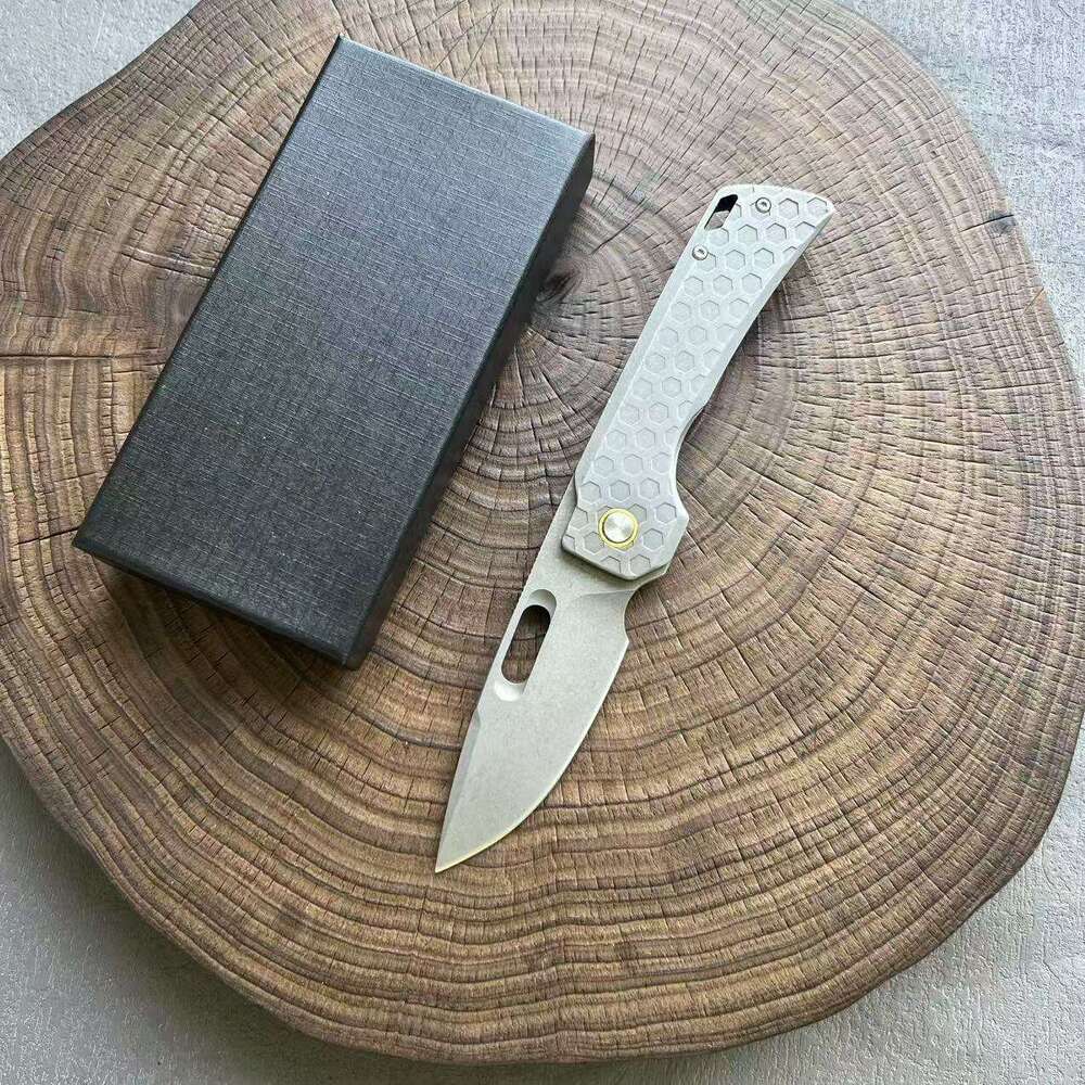 Hot Selling Outdoor Multi-Functional knife Portable Folding High Hardness Camping Survival Tool Fruit Knife Sharp