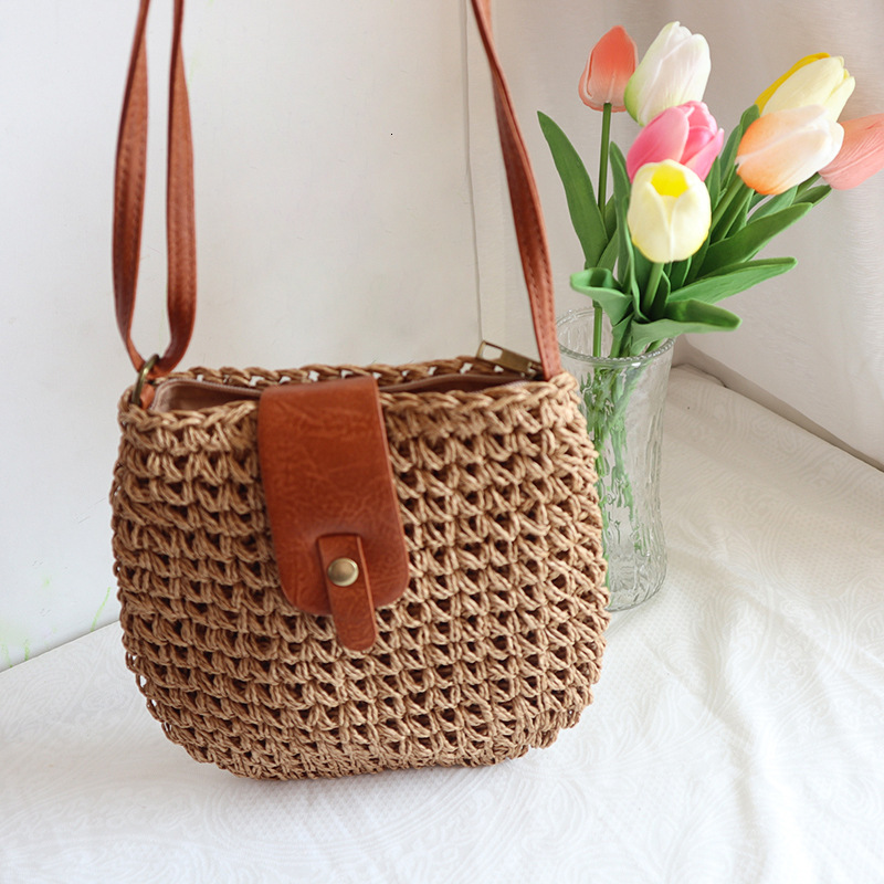 Free Shipping Designer Crossbody Shoulder Bag Handbag New Fashion Versatile Woven Material Simple Casual Crossbody Luxury Travel Decorative Straw Beac