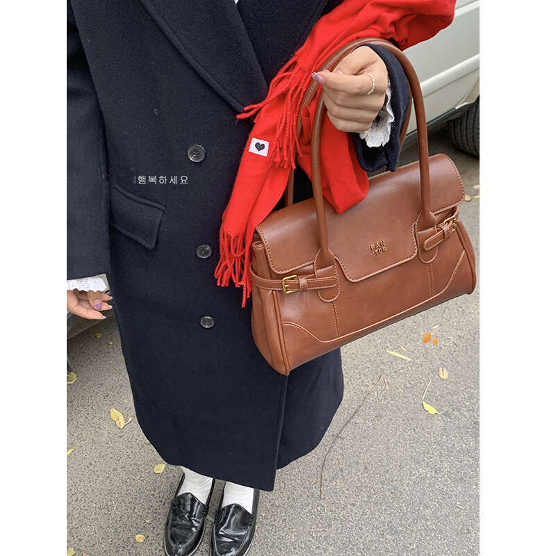 designer bag High-end Handheld Commuter for Women 2024 New Autumn Winter Niche Large Capacity Bag
