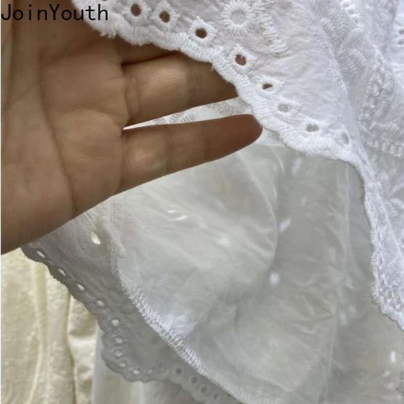 Vintage Pantalones Cortos De Mujer Summer Shorts for Women Cotton Hollow Out Lace Embroidery Short Mujer Korean Wide Leg Pants