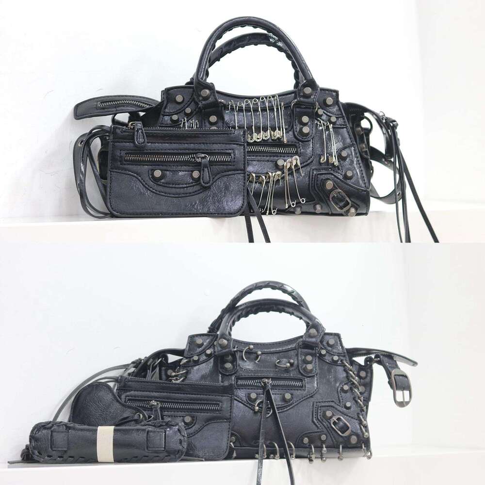 New Style Safety Pin Perforated Multi Stud Personality Rivet Motorcycle Sweet Cool Underarm Niche PU Shoulder Hot Girl Bag