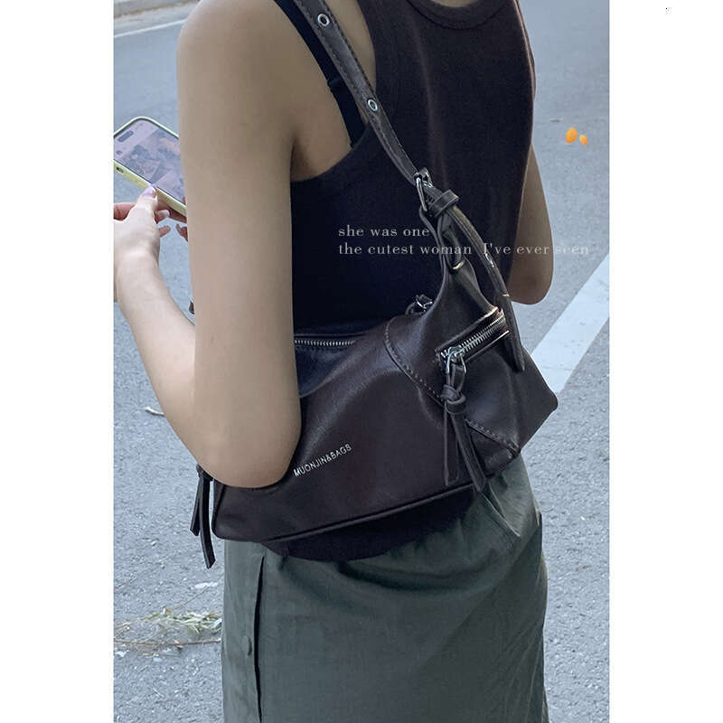 Autumn Underarm Women's 2024 New designer bag Fashion Single Shoulder Simple Large Capacity Crossbody Bag