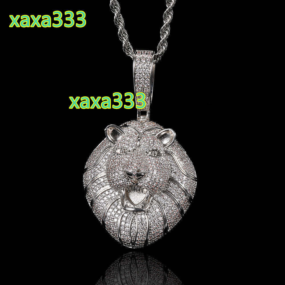 Customized Lion Face Round VVS Moissanite Hip Hop Pendant Iced Out Pendant Charm Personalized Pendant