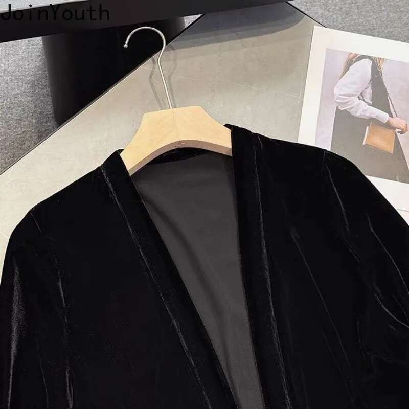 2025 Ropa Mujer Oversized Blouses Womens Clothing Vintage Velvet Shirts Camisas De Mujer Temperament Black Tunic Blouse Tops