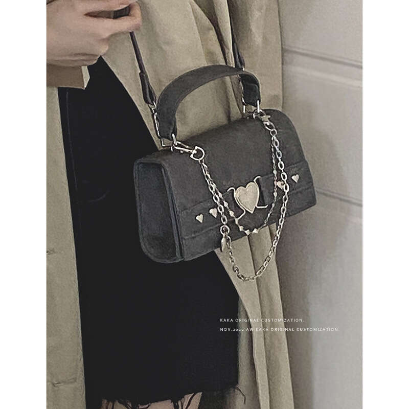Korean Style Handbag for Women 2023 New Fashion Heart Lock Small Square Simple designer bag Shoulder Crossbody Bag