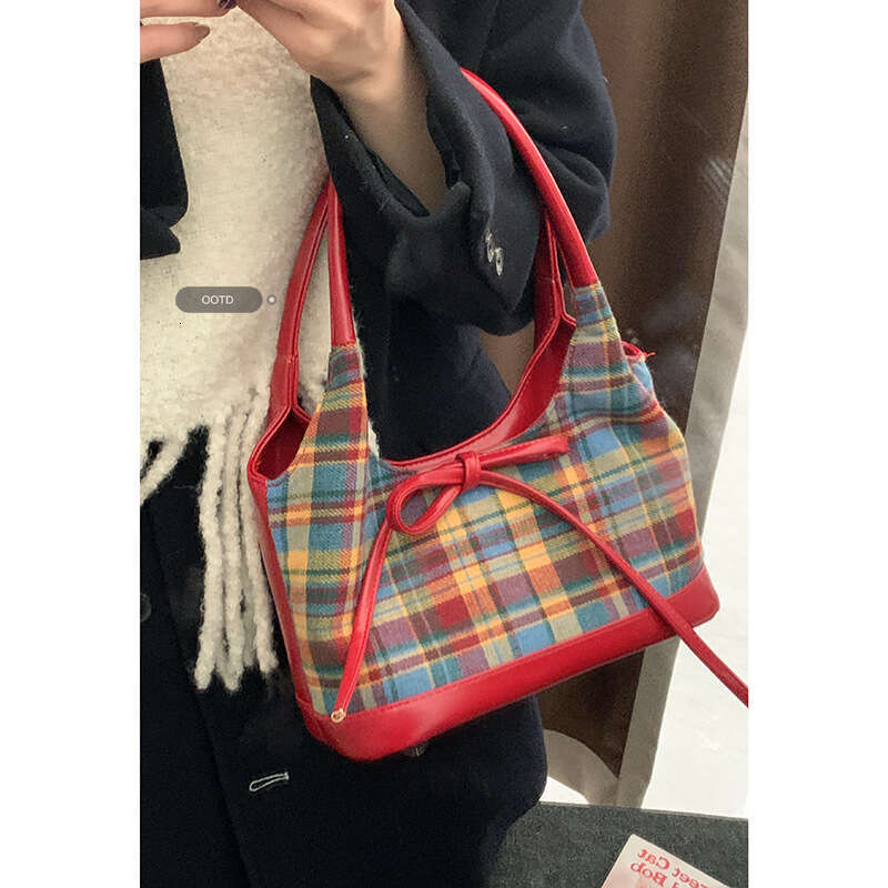 designer bag Korean Style Fashion Handheld Basket for Women 2024 New Wool Plaid Bucket Niche Texture Underarm Bag