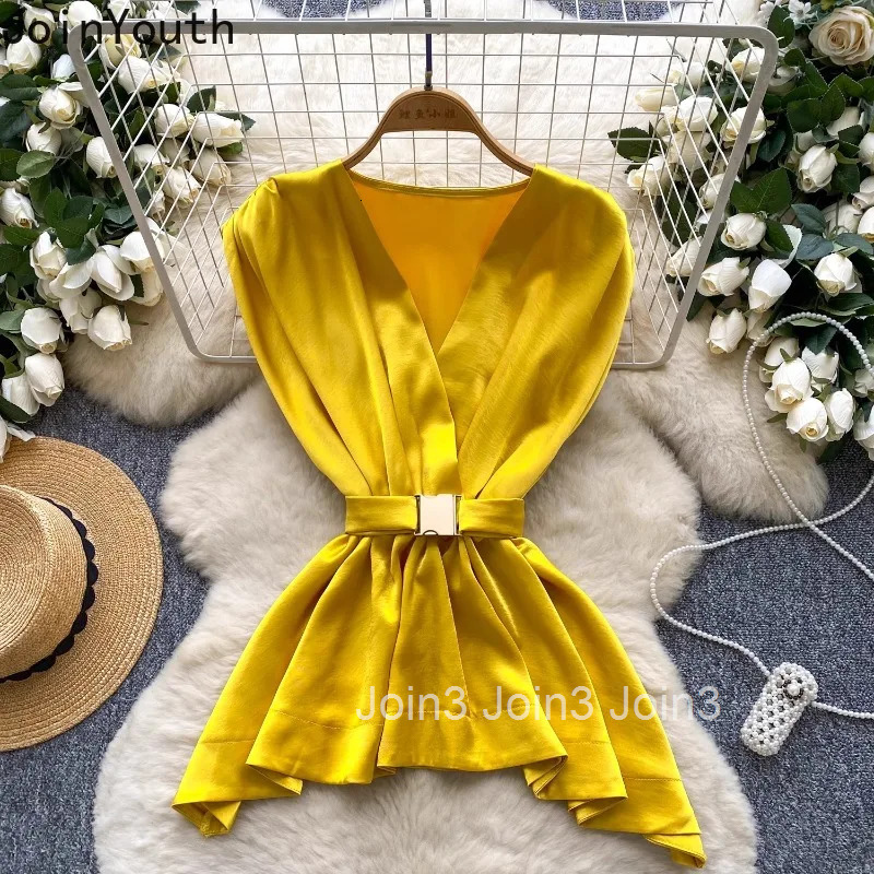 2025 Blusas Mujer De Moda Sleeveless Tunic Blouse Womens Clothing Temperament Lady Tops Slim Waist Folds Summer Shirt Blouses