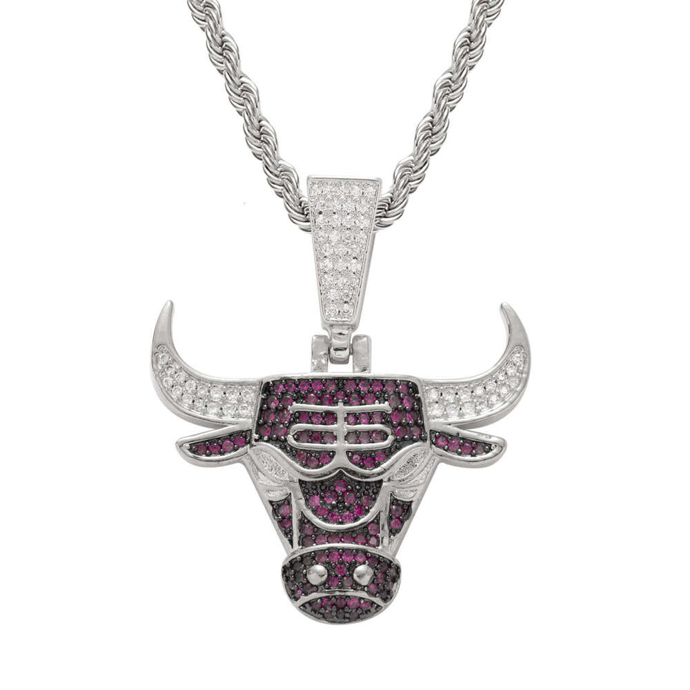Basketball Bulls Team Pendant Men's Fan Commemorative Bull Head Hip Hop Necklace 702f