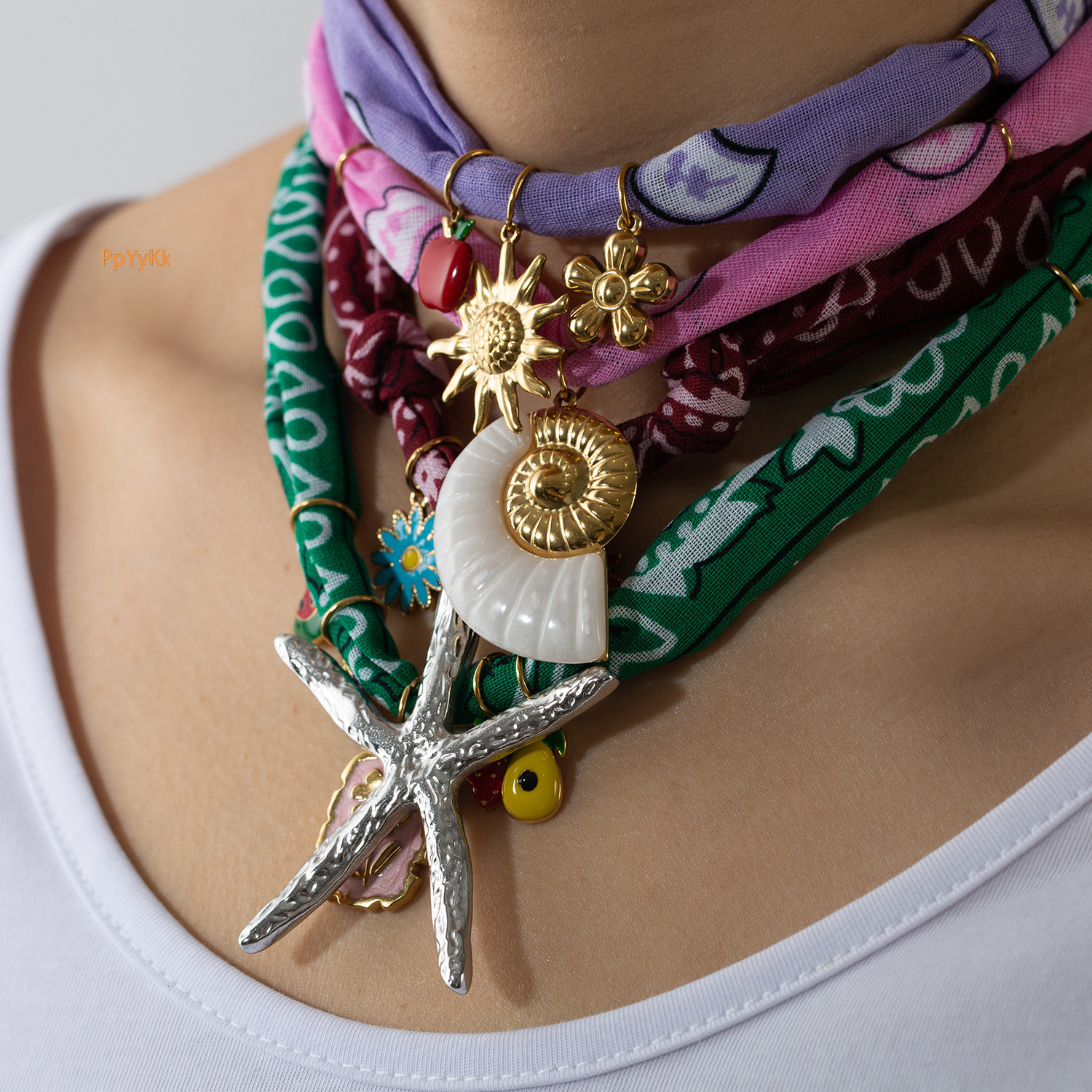 Fashionable Design Ocean Style Scarf Necklace with Elegant and Unique Stainless Steel Conch and Starfish Pendant